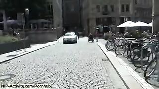 A girl showed her pussy to all passers-by on the city streets
