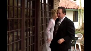 A wife fucks with her husband's friend in cunny way