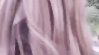 The girl is not embarrassed to make a blowjob right in public places