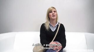 A pretty 25-year-old Czech girl made a blowjob during porn casting