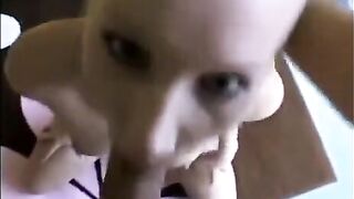 A chick that really knows how to perform deep blowjob