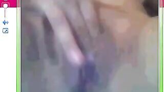 A girl showed her big pussy in the camera chat