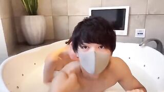 Japanese guy’s slippery handjob with lotion leads to an intense, wet finish