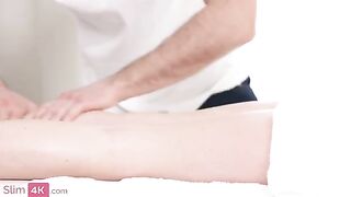 Masseur with a handsome face seduced his sweet client
