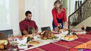 The family dinner turned into a hot threesome