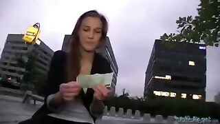 A girl agreed to have sex for money in a public place