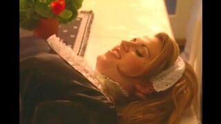 The housekeeper got a tongue on the cock and received a seed in the pants