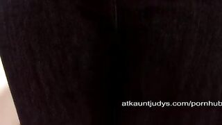 Old woman rubs her pussy on the couch in a hot video