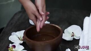 A friend gave me an erotic massage that I really liked