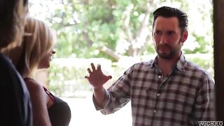 A member had sex with a beautiful blonde with fake tits