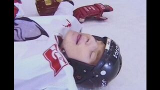 The fan gave the hockey player anal after the game for sex