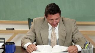 A student got a good mark thanks to her teacher's excellent blowjob skills
