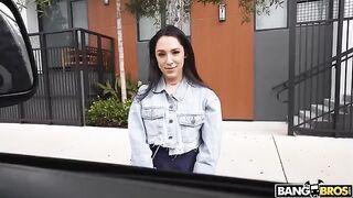 Selena agreed to fuck for a couple hundred bucks