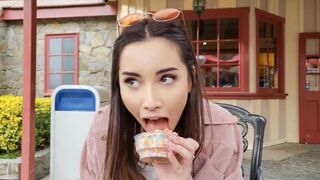 Public flashing at the amusement park in HD quality