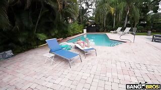 How can you, you're my mom! - Silly sex with stepmom