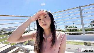 Easy to suck mouth. An amateur guy shot a blowjob video with his pretty Asian girlfriend
