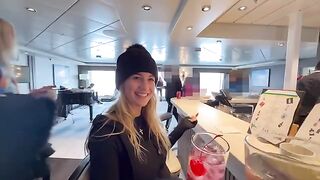 A plan for a night in the office with a pretty blonde