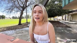 The blonde will do anything to please her boyfriend, even in public