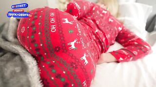 Stepmom dreams of a Christmas present from her stepson in the most intimate way