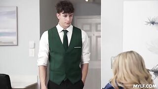 A girl tried to fuck her mom's new boyfriend, but she broke up