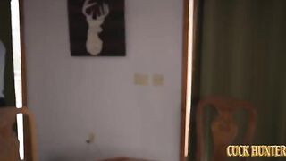 A man is hunting for other people's wives to fuck