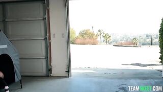 The tigress got fucked by a guy in his pants