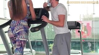 I nailed the stunning Colombian with a bubble butt at the gym!