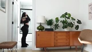 This ass is so juicy, it needs to be fucked hard. A must-see!