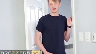 Stepmom's huge boobs and massive ass distract her stepson