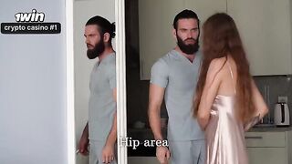 A masseur easily brought a hot Russian girl to squirting orgasm