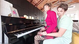 You can feel the whole symphony just from her pussy