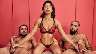 The guys enjoyed the girls’ hands in sync, moaning with pleasure