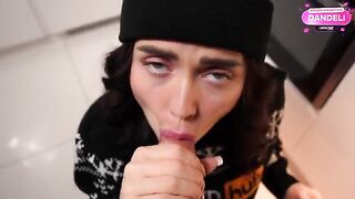 The girl wants to get fucked on the New Year’s Eve