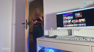 Girl gets drunk and tries to do her first blowjob