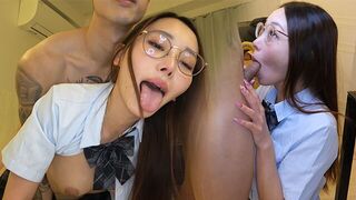 The cute Japanese schoolgirl was fucked at her home