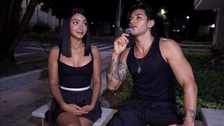 The best pick up lines to get laid with Colombian girls