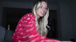 The guy caught his step sister’s spunk with his mouth