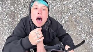 I'm dying to suck cock, I can't hold back
