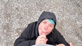 I'm dying to suck cock, I can't hold back