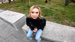 I met a girl on the street and fucked her at her home - a hot story!